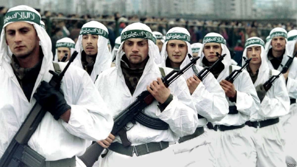 7TH MUSLIM BRIGADE MARCHING DURING BOSNIAN WAR
