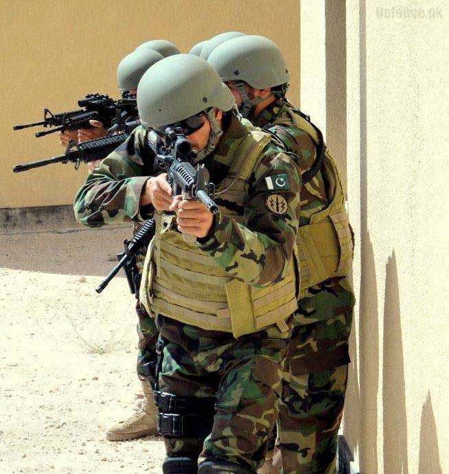 PAKISTAN ARMY SSG SOLDIERS