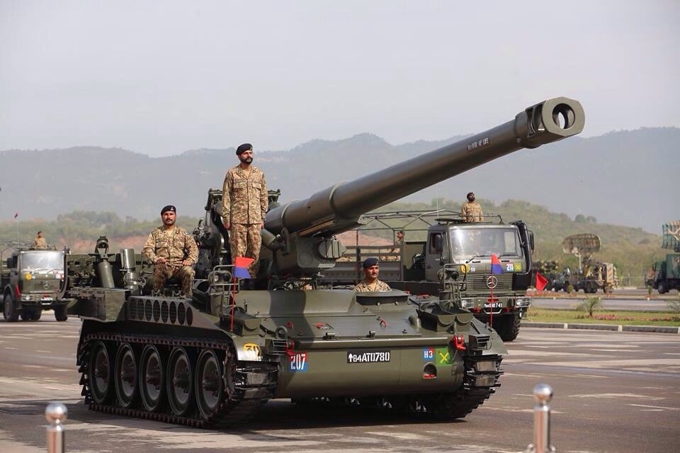 M109A2 155m Self-Propelled Howitzer 