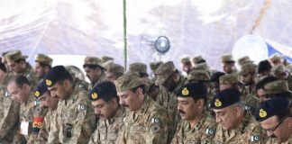 Voluntary cut in def budget for a year will not be at the cost of def & security. We shall maint effective response potential to all threats.Three services will manage impact of the cut through appropriate internal measures. It was imp to participate in dev of tribal areas & Bln.— Maj Gen Asif Ghafoor (@OfficialDGISPR) June 4, 2019