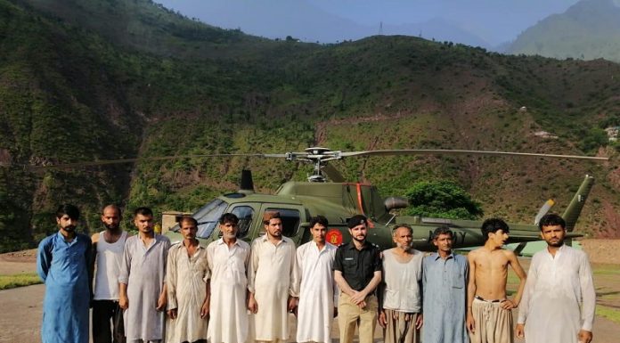 PAK ARMY Relief Operation in Neelam Valley