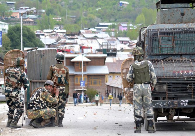 Scared and coward filthy india security forces in Kashmir