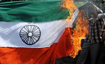 indian flag best burning