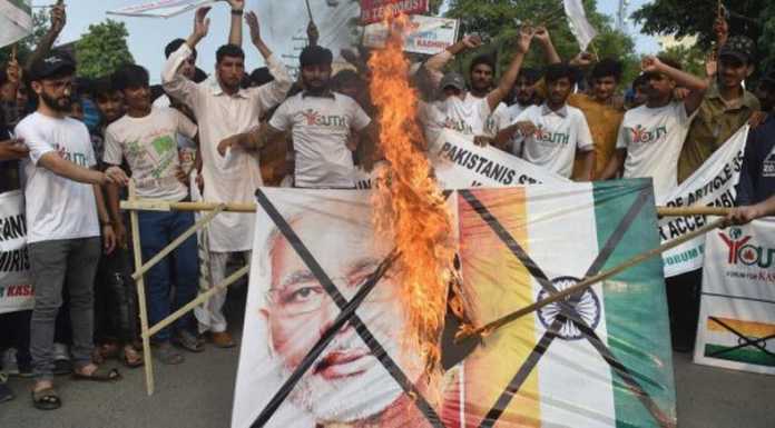 indian flag burning new