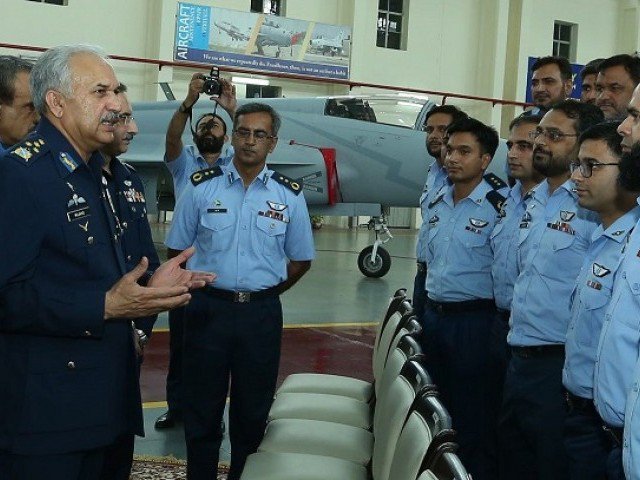PAK AIR CHIEF on Overhauling of JF-17 Thunder Facility