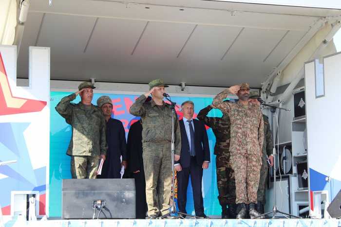 PAKISTAN Russian Druzhba 2019 Military Exercise with Senior PAKISTAN ARMY Official