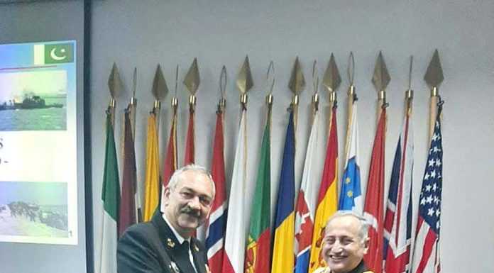 PAK NAVAL CHIEF Visits Damen Shipyard At Gulati Romania