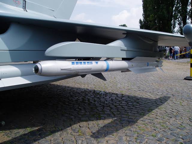 Imaging Infrared (IIR)-based Missile Warning System
