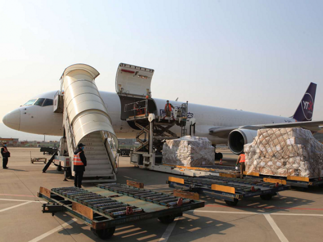 CHINA and CHINESE Billionarie Jack Mas has Sent Urgent Medical Supplies to PAKISTAN