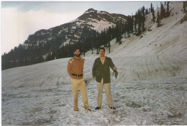 OLD PICS OF SACRED SON OF SACRED COUNTRY PAKISTAN GENERAL RAHEEL SHARIF 7