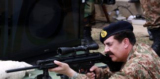 GENERAL RAHEEL SHARIF FIRING AZB GUN MAIN PICTURE