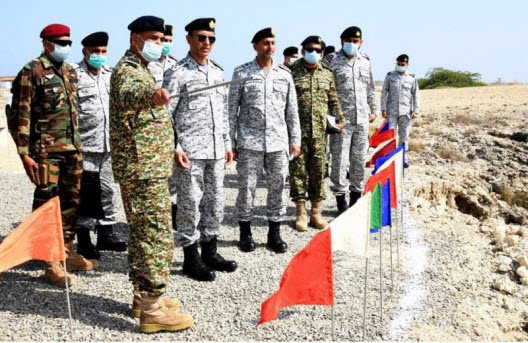 CNS Admiral Amjad Khan Niazi Visited Strategic Naval Installations At Gwadar And Ormara