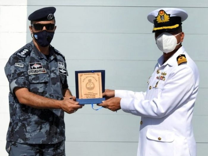 Commanding Officer of PNS ZULFIQUAR and Commander Royal Jordanian Naval Force Colonel Colonel During Visit to PNS ZULFIQUAR