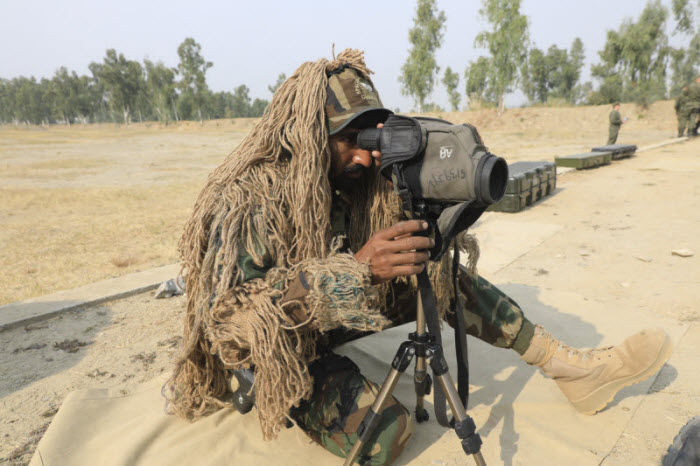 PAKISTAN ARMY SSG Spotter During the Sniper Exercise At DRUZHBA 2020 Exercise