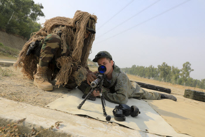 Snipers of PAKISTAN ARMY and Russian Armed Forces during DRUZHZBA 2020 Joint Drills