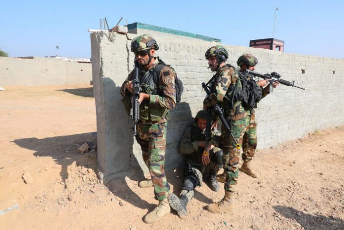 Soldiers of PAKISTAN and Russian Armed Forces