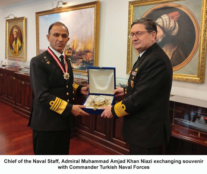 CNS Admiral Amjad Khan Niazi Exchanging Souvenir with TURKISH NAVAL FORCES Commander