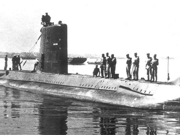 PAKISTAN NAVY Officers and Sailors Jubilant After Successfully Destroying INS Khurki and INS Kirpan of indian navy