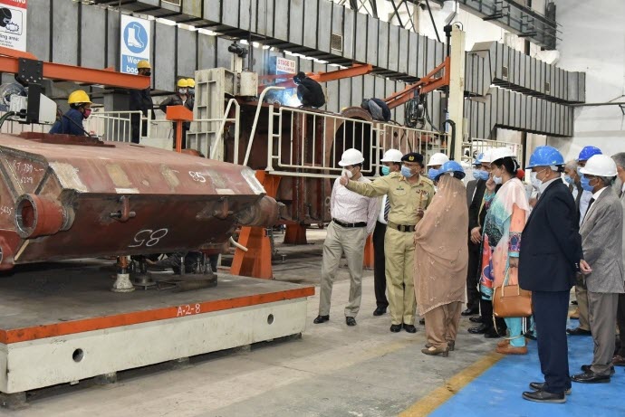 HIT installed Heavy Duty Robotic Welded Machine for Al-Khalid-1 MBT