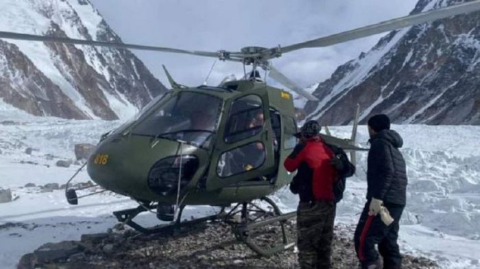 PAKISTAN ARMY Heroically Rescues Ailing Polish Climber From World's Second Highest Peak K2