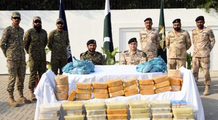 PAKISTAN NAVY And ANF Seized 100 KG ICE In An Successful IBO At Ibrahim Hyderi Area