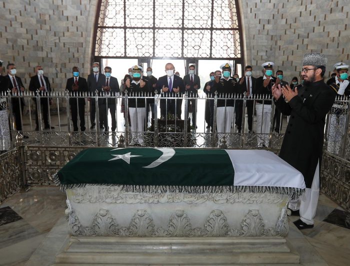 TURKISH Foreign Minister Mevlüt Çavuşoğlu offering FATIHA at the Mausoleum of FOUNDER OF PAKISTAN QUAID-E-AZAM MUHAMMAD ALI JINNAH . . .