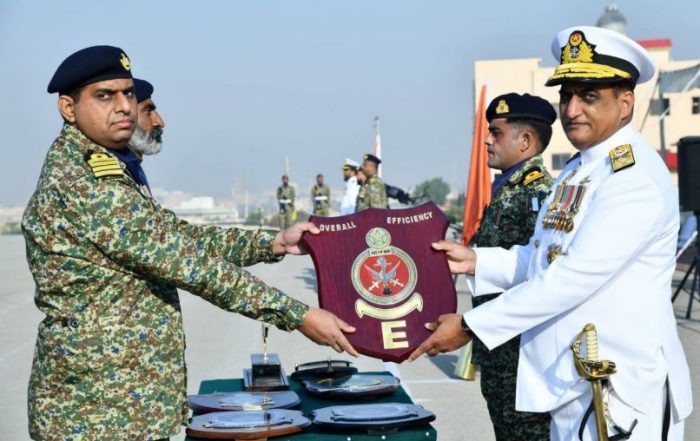 Vice Admiral Ahmed Saeed distributed Prizes among Winners of Annual Efficiency Awards Ceremony