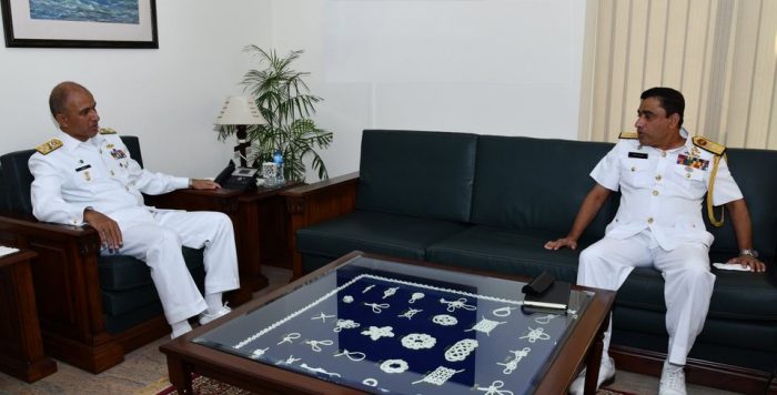 CNS Admiral Amjad Khan Niazi meeting With Flag Officer Commander Sri Lankan Fleet Admiral YMGB Jayathilake