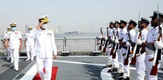 CNS Admiral Amjad Khan Niazi visited the Sri Lankan Navy Warship GAJABAHU during the ongoing AMAN-21 Multinational Naval Exercise