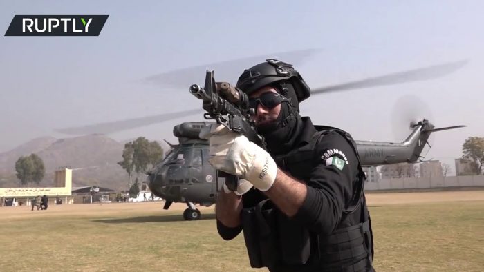 Operator of PAKISTAN ARMY SSG during ATATURK-XI 2021 Exercise