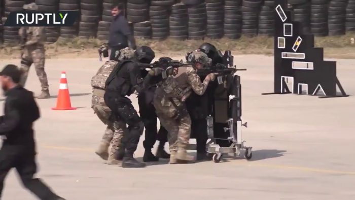 Operators of PAKISTANI and TURKISH Commandos during Advanced Techniques in Counter Terrorism Drills