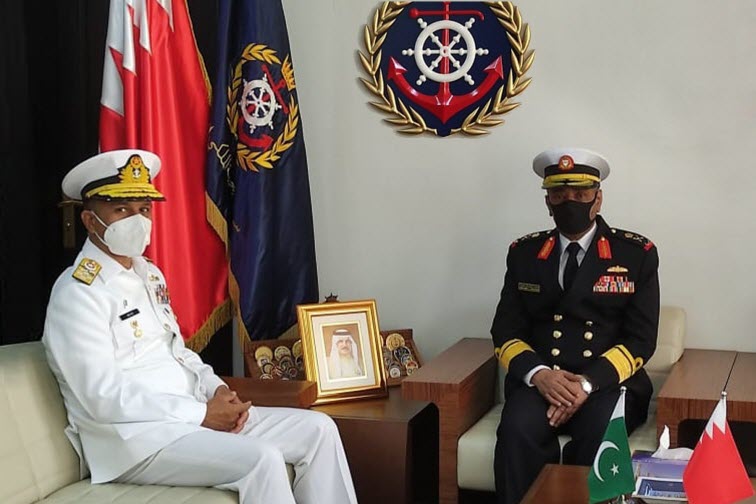 CNS Admiral Amjad Khan Niazi Holds Important Meeting In Bahrain