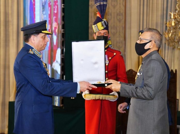 New CAS Air Chief Marshal Zaheer Ahmad Babar Confers With Nishan-e-Imtiaz (Military) At Special Investiture Ceremony In Islamabad