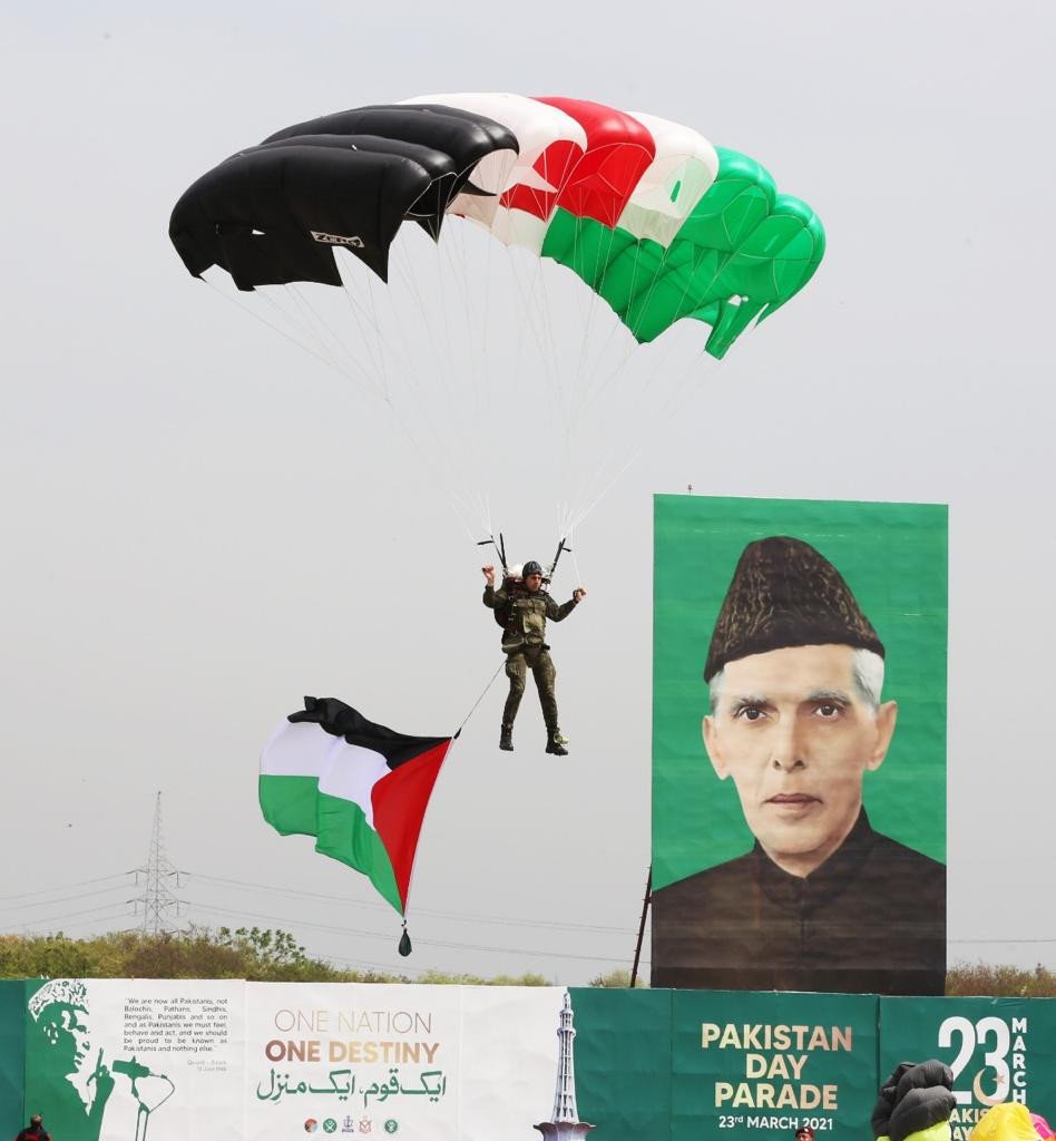 Paratrooper of Palestine During PAKISTAN Day Parade 2021