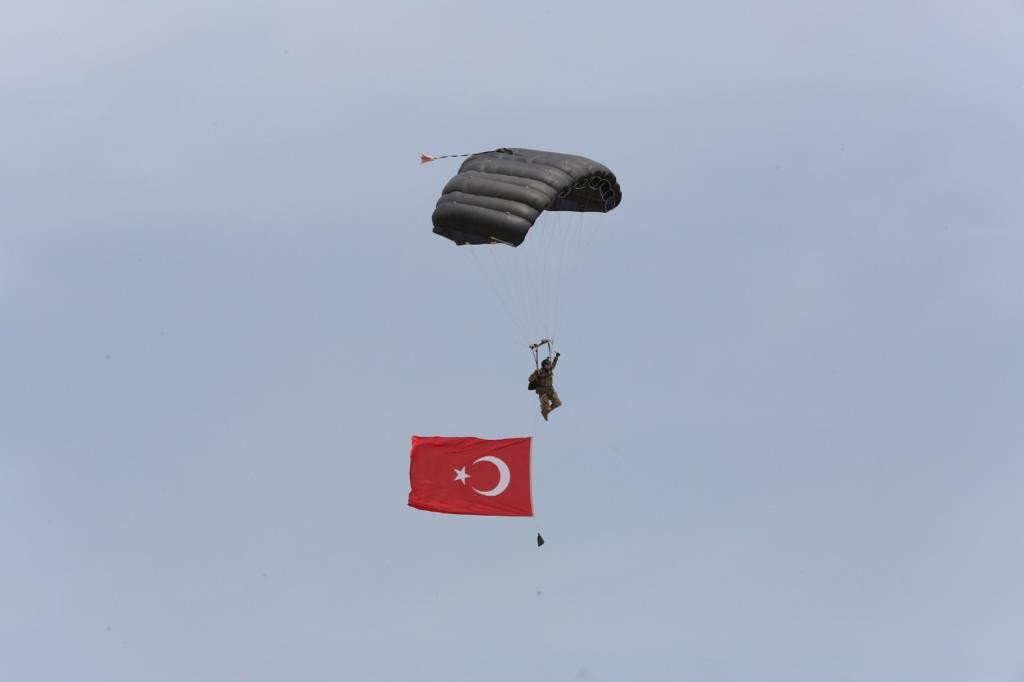 Paratroopers Of PAKISTAN Iron Brother TURKEY During PAKISTAN Day Parade