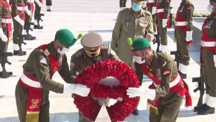 Qatar Emiri Land Forces Commander Laying Floral Wreath at Yadgar-e-Shuhada