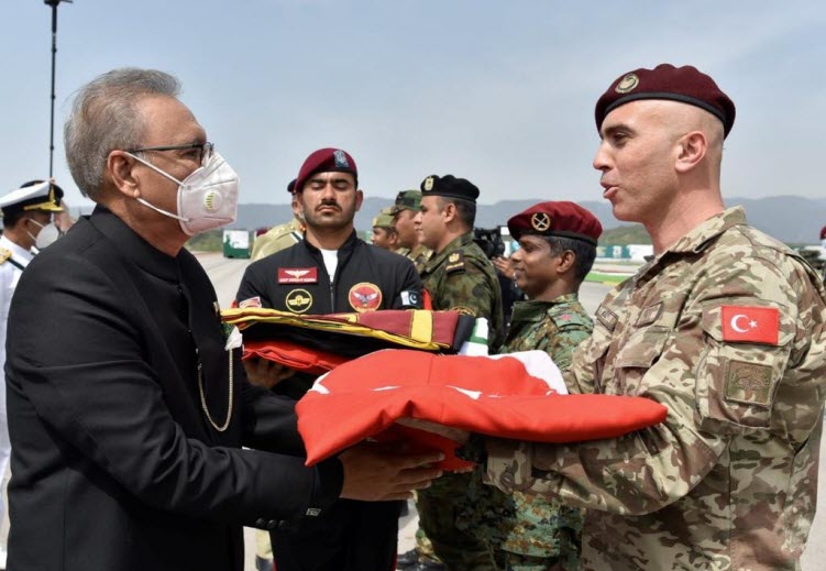 Special Forces of PAKISTAN Iron Brother TURKEY With Sacred Flag of TURKEY during PAKISTAN Day Parade
