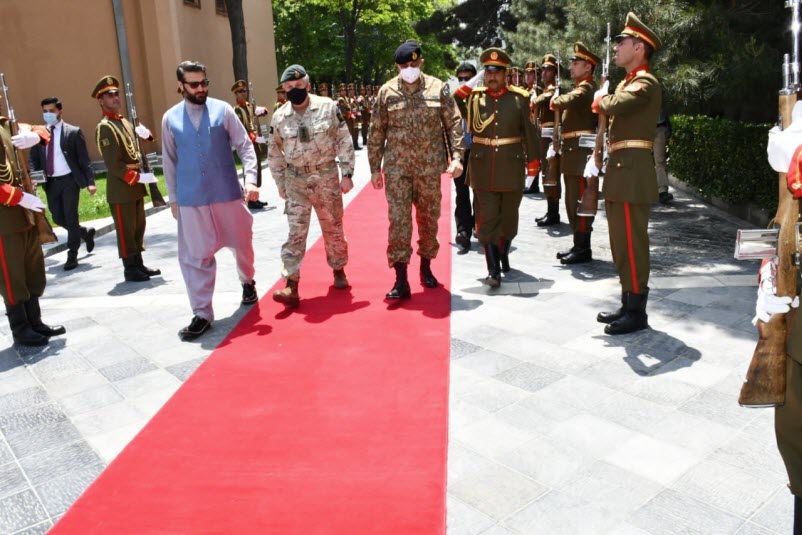 UK military chief calls on COAS Qamar Bajwa and discusses Afghan peace Process in Kabul