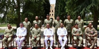 CNS Admiral Amjad Khan Niazi Addresses The Course Participants At Command & Staff College Quetta