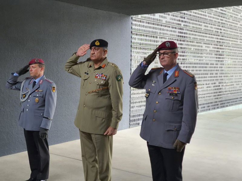 COAS General Qamar Javed Bajwa Held One On One Important Meeting With Chief Of Defense German Army General Eberhard Zorn In Germany