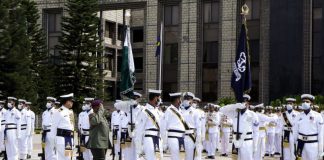 Chief of South African National Defense Forces Held One On One Important Meeting With CNS Admiral Ajmal Khan Niazi At NAVAL HQ Islamabad