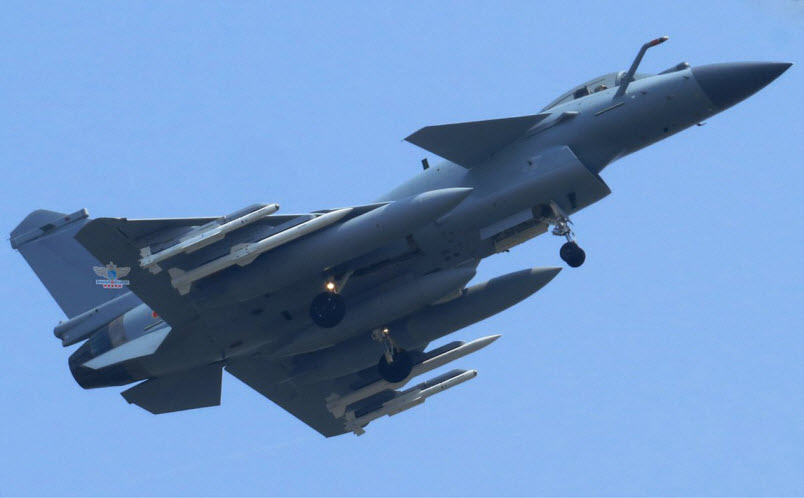 Why J-10C Semi-Stealth 4.5++ Generation Is Ideal Choice For PAKISTAN AIR FORCE
