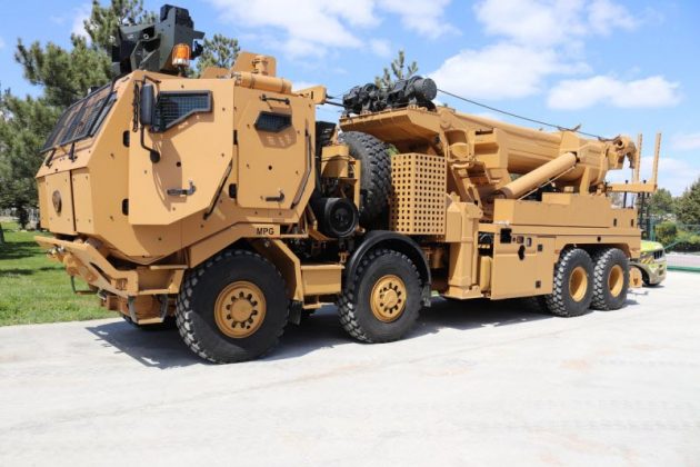 TURKISH Indigenous Armored Recover Crane