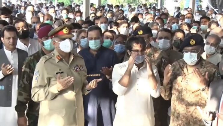 COAS General Qamar Javed Bajwa Attends the Namaz-e-Janaza of Lieutenant General Ishfaq Nadeem In Rawalpindi