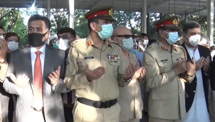 DG ISI Faiz Hameed Attends the Namaz-e-Janaza of Lieutenant General Ishfaq Nadeem In Rawalpindi