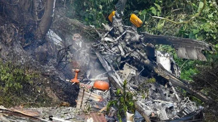 indian CDS general bipin rawat brutally killed with his wife and 12 other indian army officers in a mysterious helicopter crash