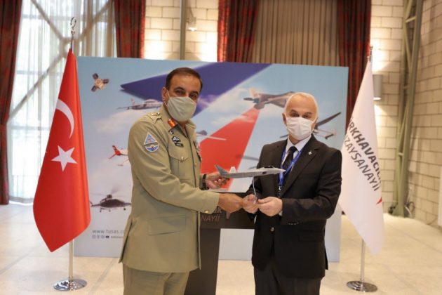 CJCSC General Nadeem Raza and TAI CEO H.E Mr. Temel Kotil with the Scale Model of TURKISH TF-X 5th Gen Fighter Aircraft at TAI HQ in TURKEY