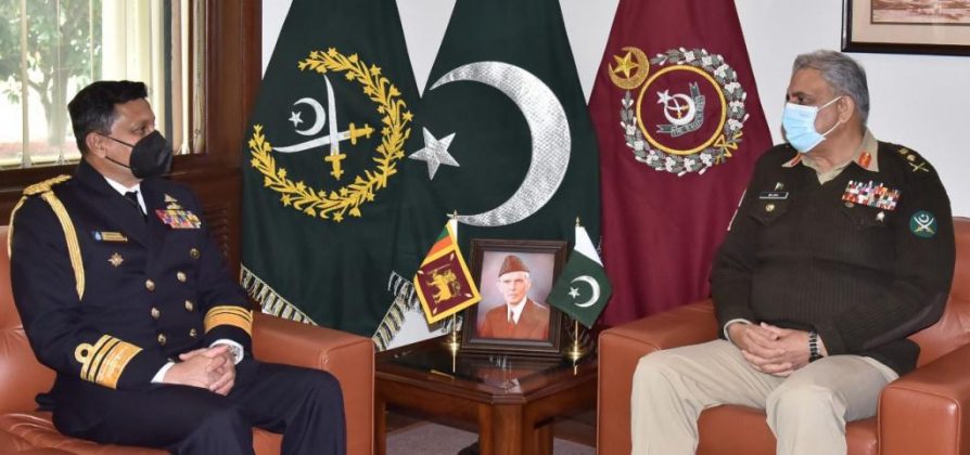 Commander Of Sri Lankan Navy Held One On One High Profile And Important Meeting With COAS General Qamar Javed Bajwa At GHQ Rawalpindi