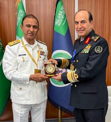 CNS Admiral Muhammad Amjad Khan Niazi Meets With The Top Military And Civilian Leadership Of Saudi Arabia During Official Visit