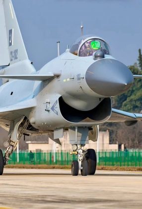 'Dragon from the east' - PAKISTAN inducts new CHINESE-built J-10C Omni-Role Fighter Jets in its Arsenal